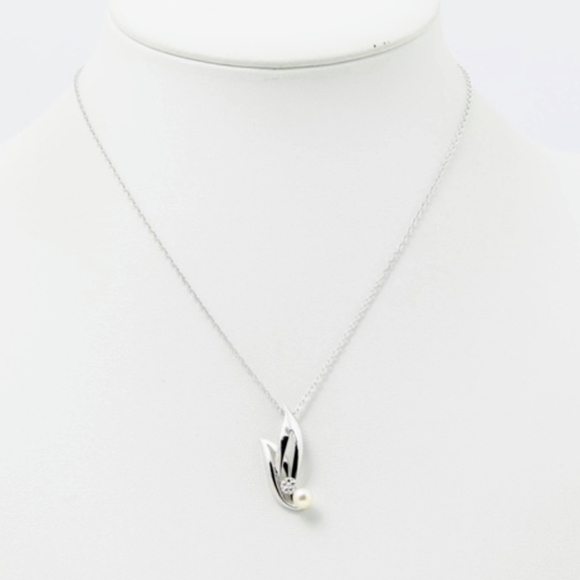 Mikimoto Jewelry - Mikimoto Akoya Pearl Necklace Sterling Silver Authentic Coquette Bridal